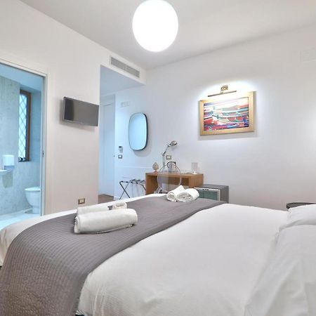 Belmoro - La Dimora Del Capo Bed and Breakfast Palermo Buitenkant foto